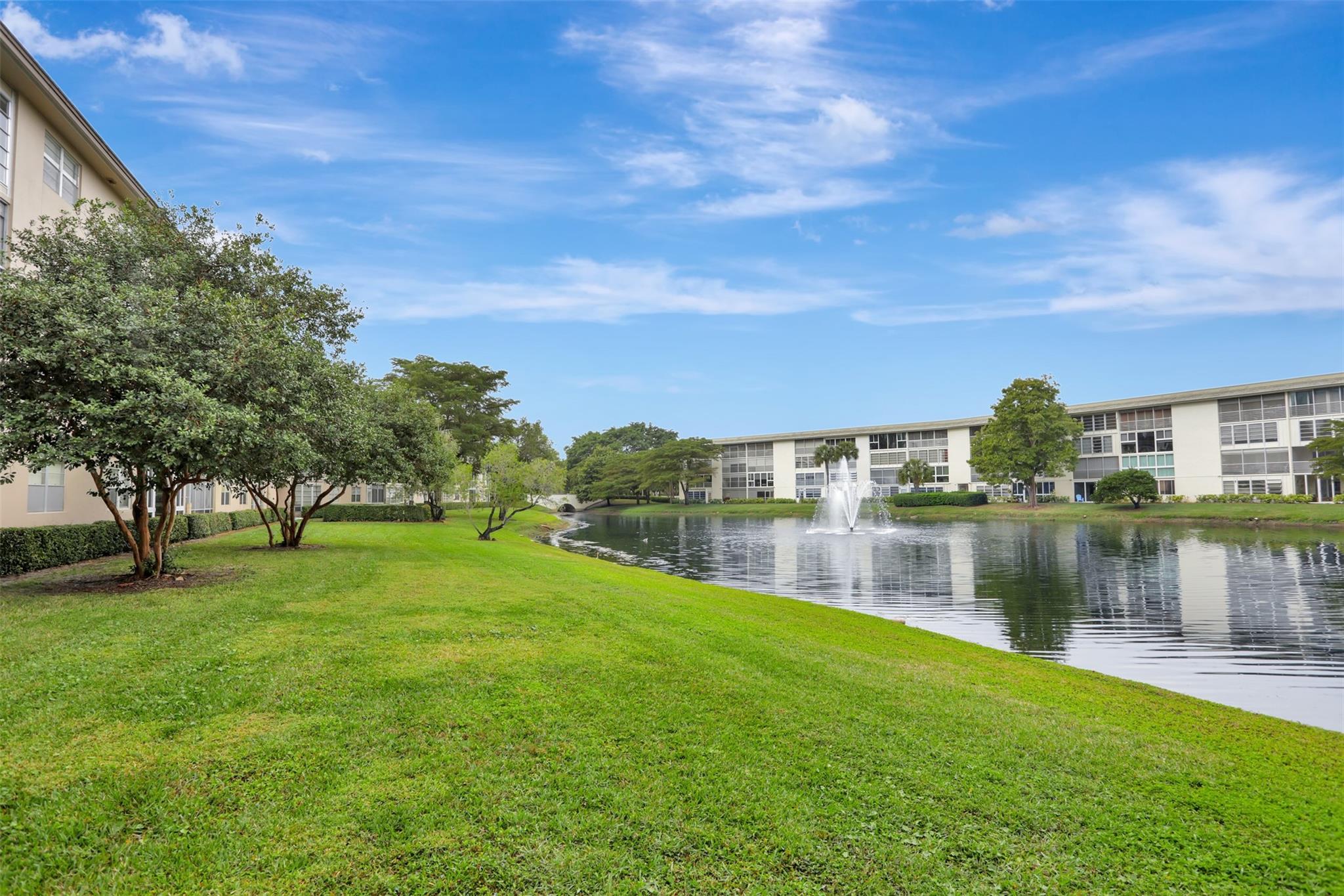 WYNMOOR VILLAGE - Residential