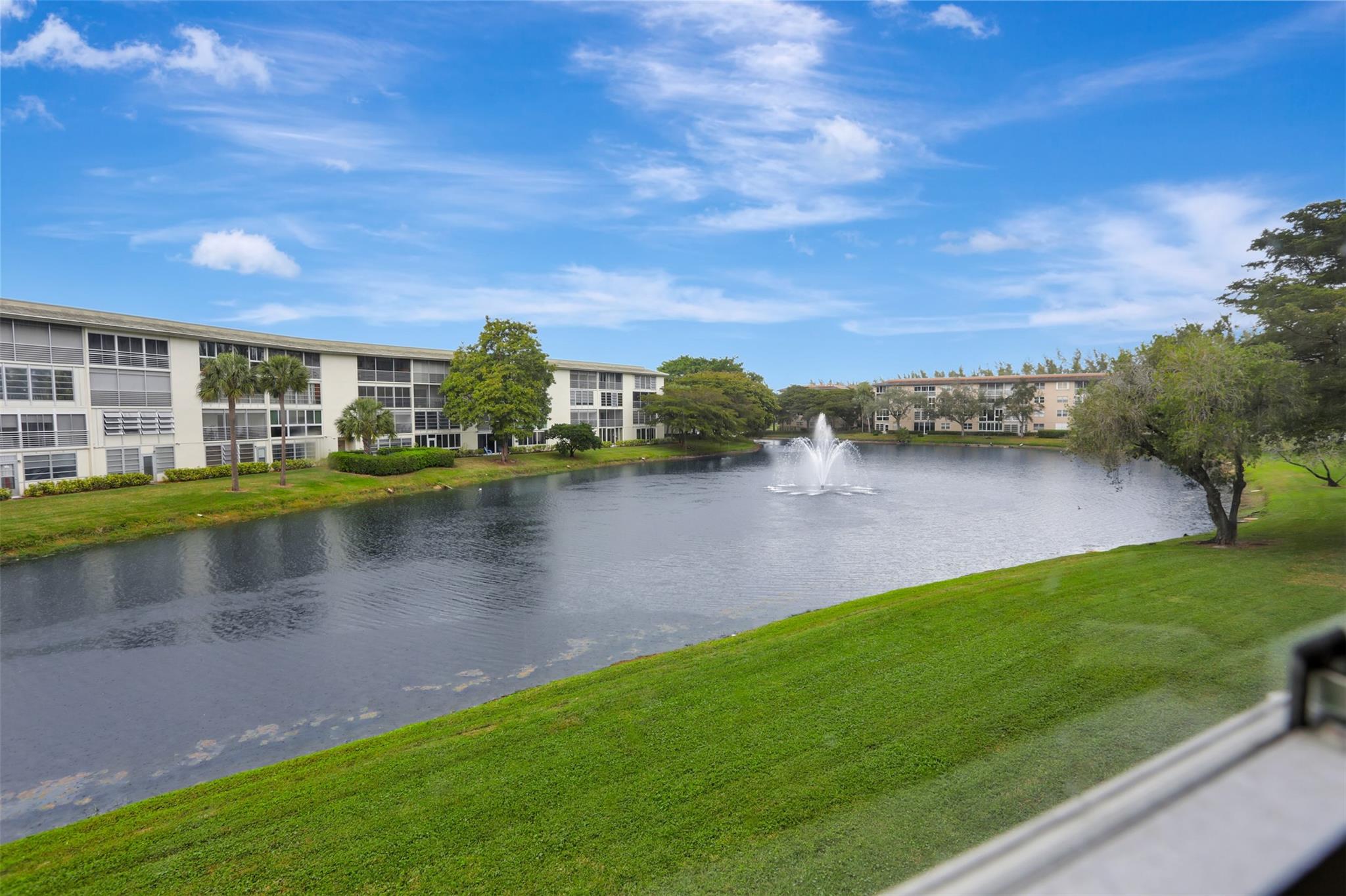 WYNMOOR VILLAGE - Residential