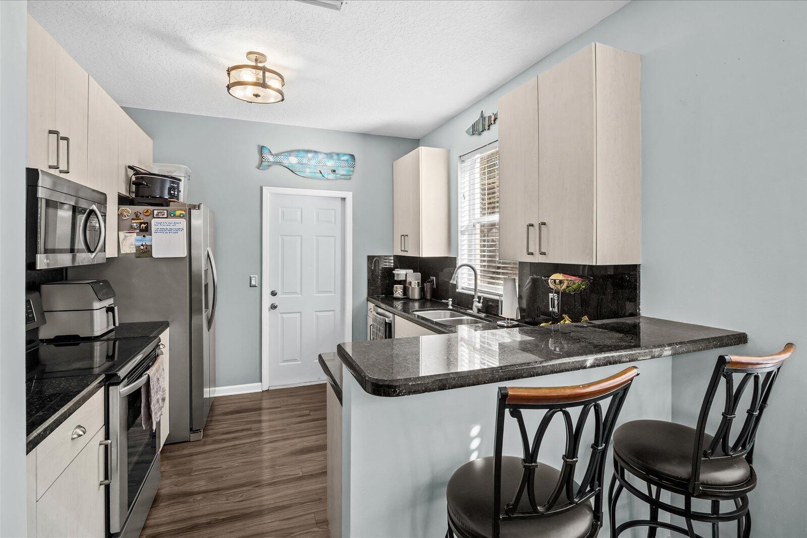 LAUREL OAKS AT JUPITER 3 - Residential Lease