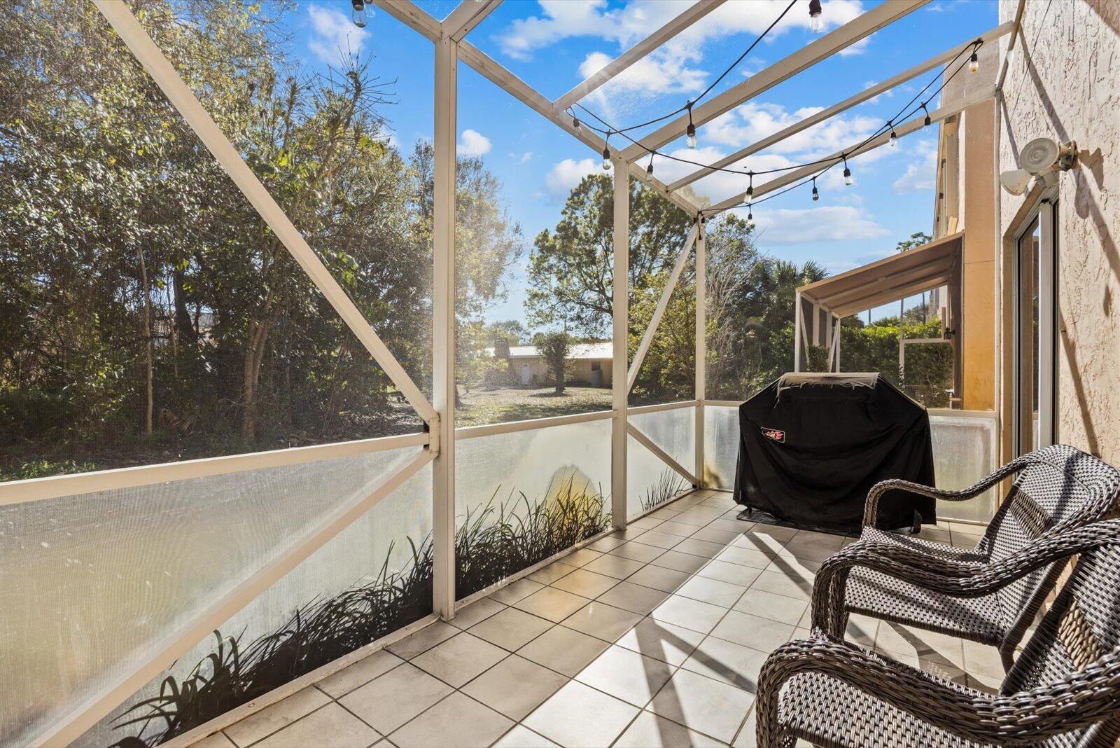 LAUREL OAKS AT JUPITER 3 - Residential Lease