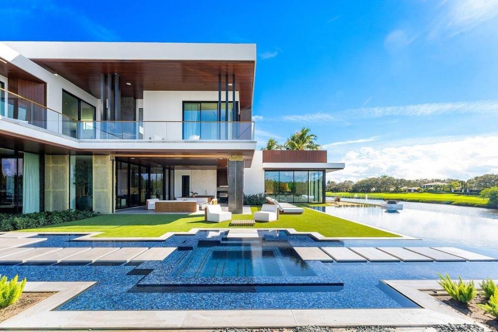 Photo of 126 Spinnaker Ln, Jupiter, FL 33477 (MLS # R11158270)