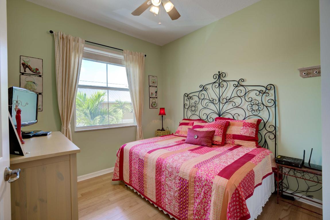 ABACOA TOWN CENTER 3 - Residential Lease