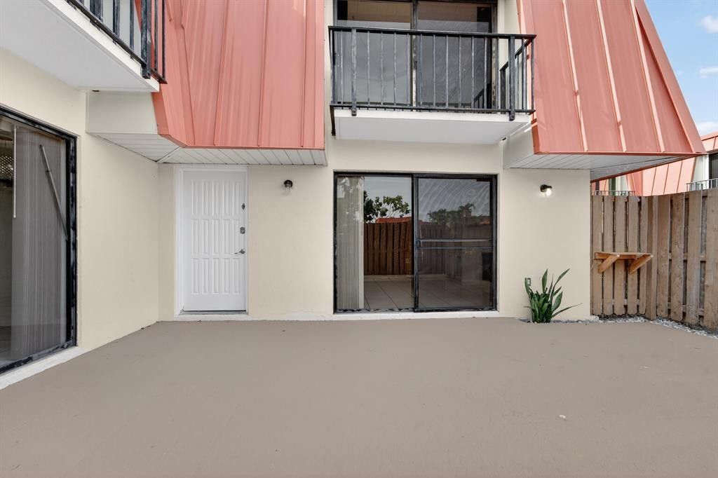 Photo of 3310 Meridian Way #A, Palm Beach Gardens, FL 33410 (MLS # F10556325)