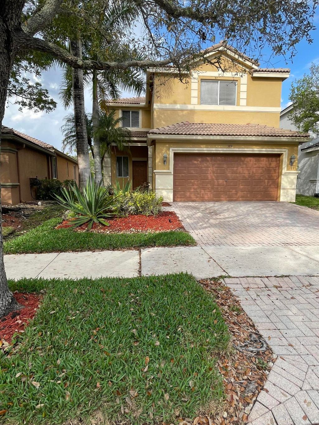 Photo of 584 Conservation Drive, Weston, FL 33327 (MLS # F10556305)