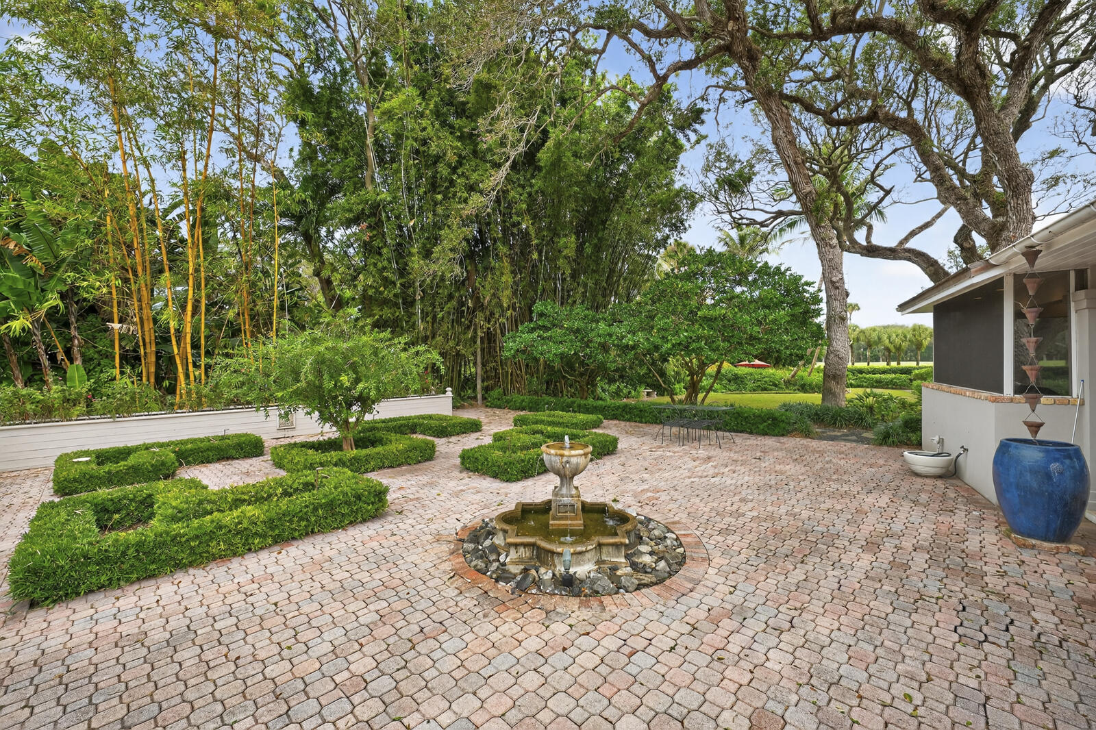 Riomar - Residential