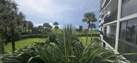 A home in Hutchinson Island