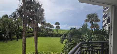 A home in Hutchinson Island