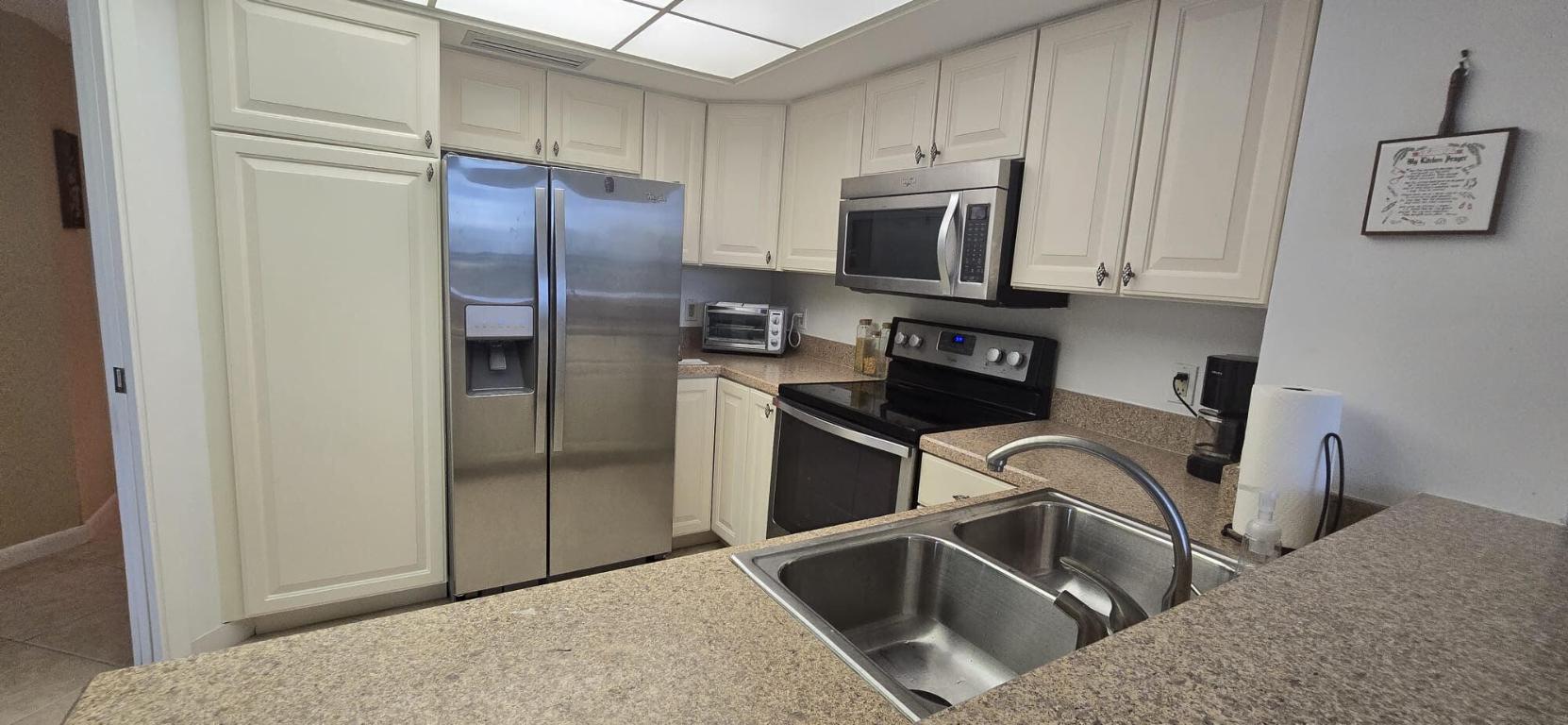 BARCLAY BEACH CLUB PHASE 1, A CONDOMINIUM - Residential