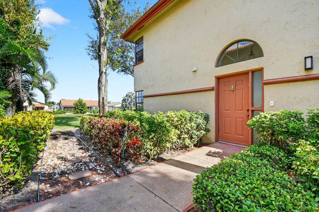 Photo of 5227 Europa Drive #F, Boynton Beach, FL 33437 (MLS # R11141024)