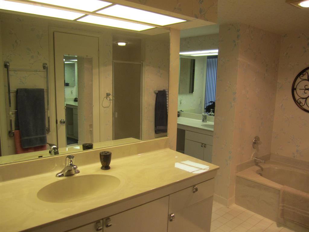 Old Port Cove - Cove Towe - Residential