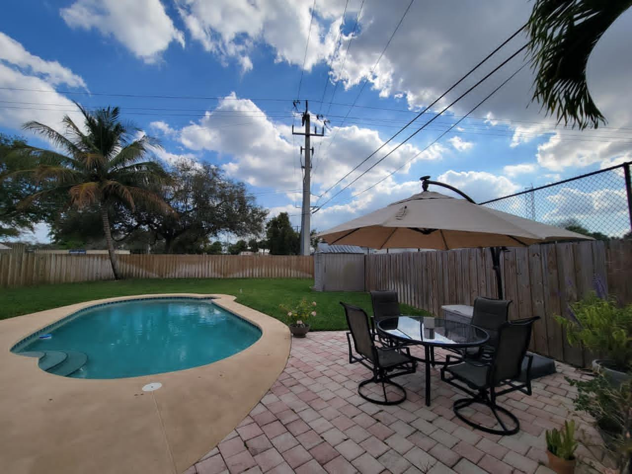 Holiday Spgs Village Sec - Residential