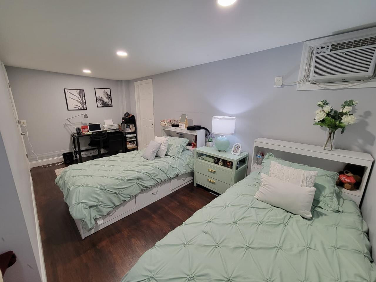 Holiday Spgs Village Sec - Residential