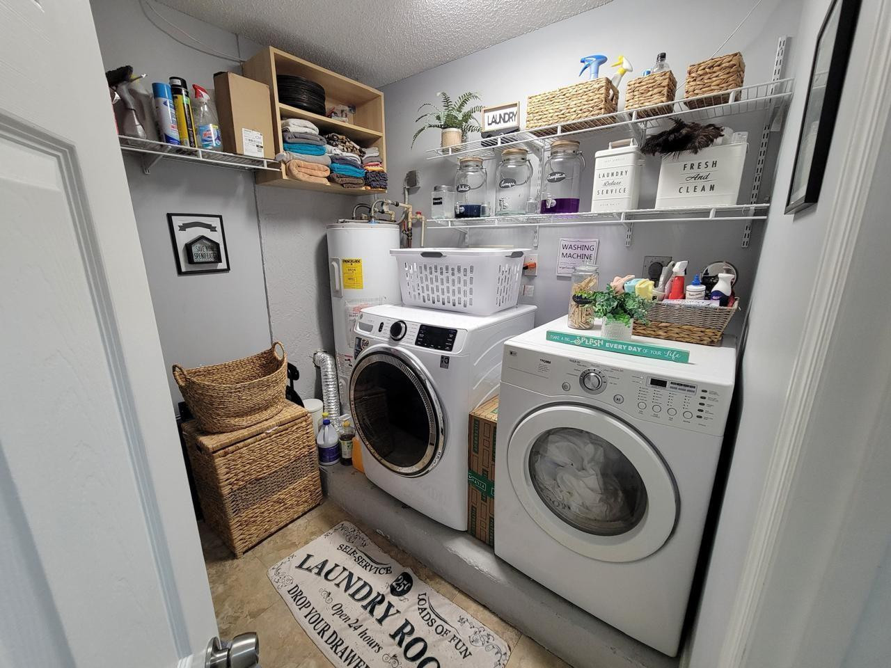 Holiday Spgs Village Sec - Residential