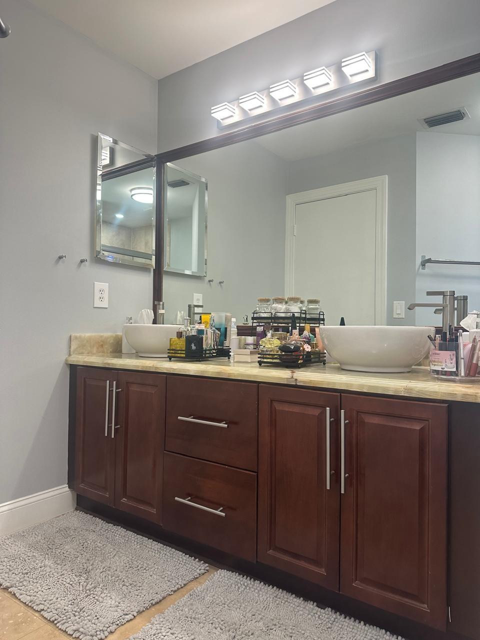 Holiday Spgs Village Sec - Residential