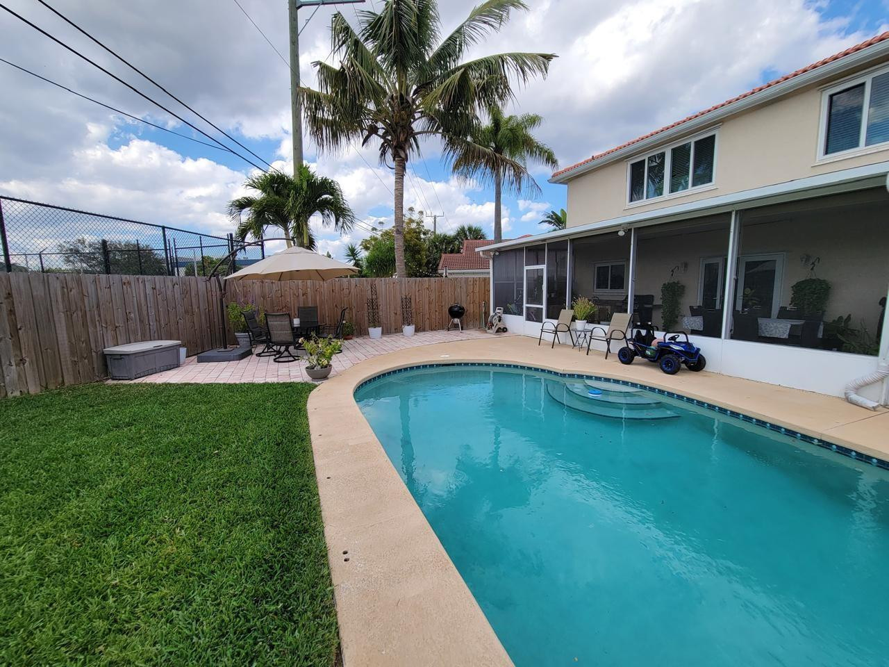 Holiday Spgs Village Sec - Residential