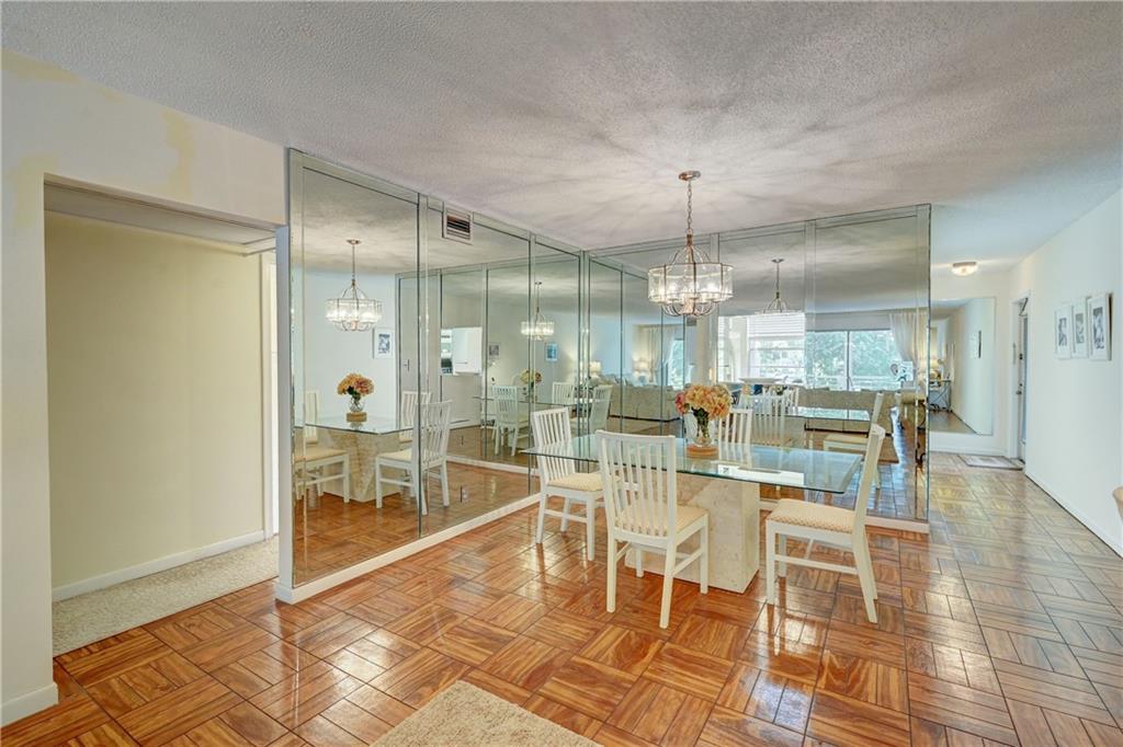 VICTORIA VILLAGE J CONDO - Residential