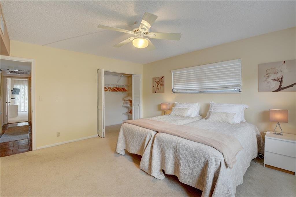 VICTORIA VILLAGE J CONDO - Residential