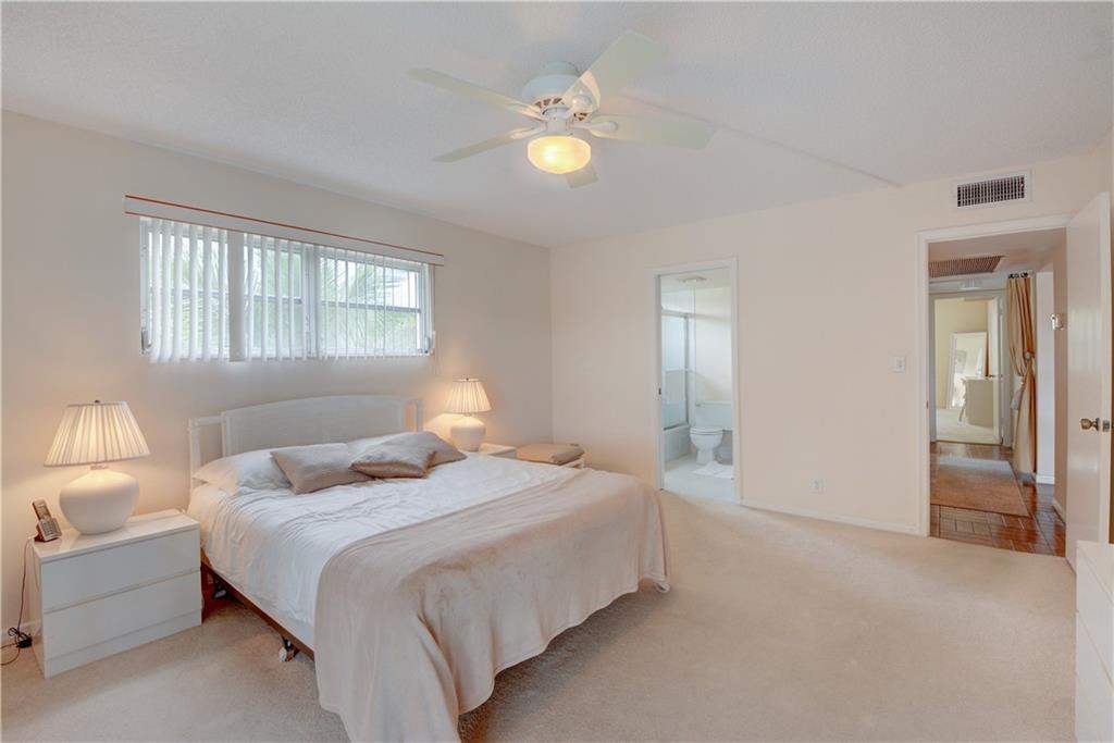 VICTORIA VILLAGE J CONDO - Residential