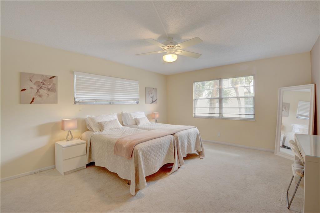 VICTORIA VILLAGE J CONDO - Residential