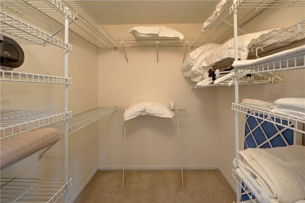 VICTORIA VILLAGE J CONDO - Residential