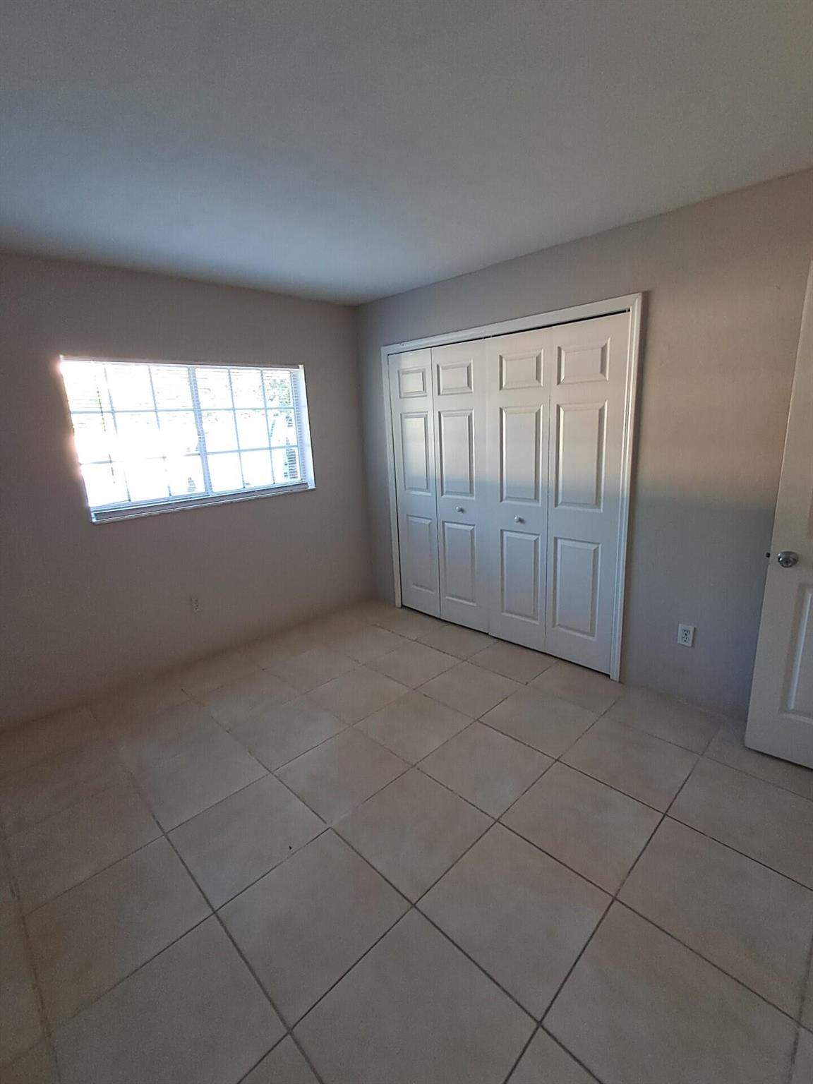 PALM BEACH TRACE CONDO - Residential