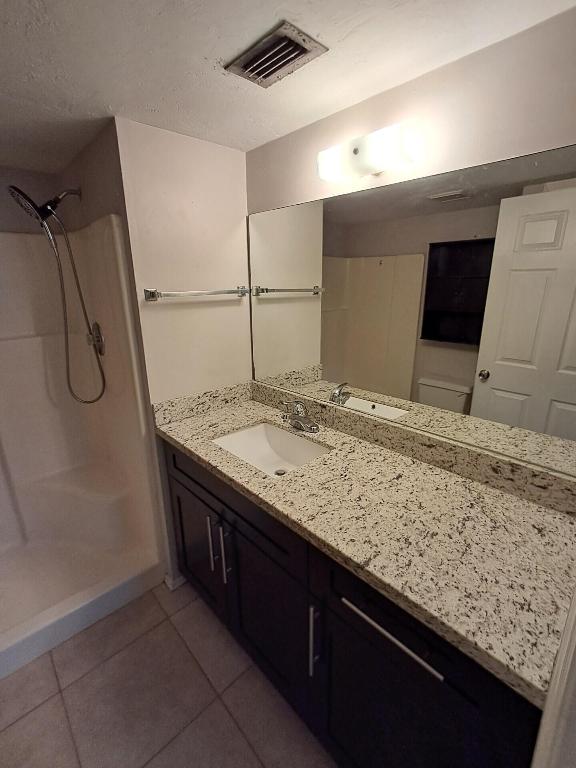 PALM BEACH TRACE CONDO - Residential