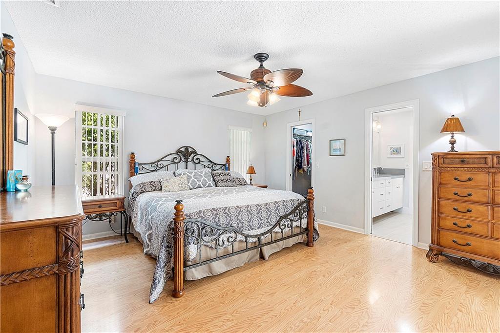 CYPRESS RUN - Residential