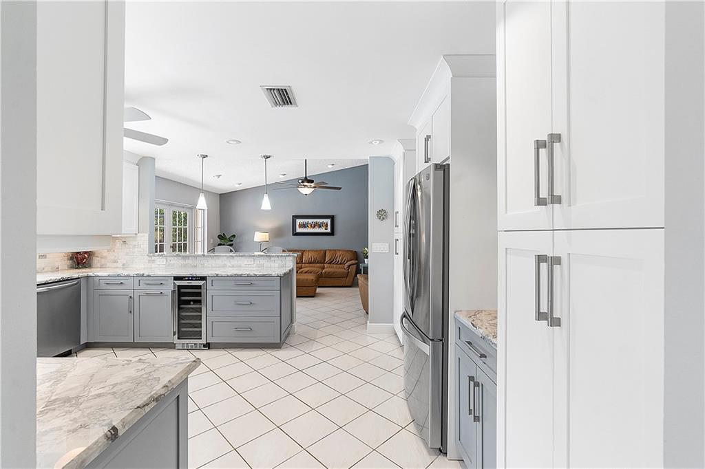 CYPRESS RUN - Residential