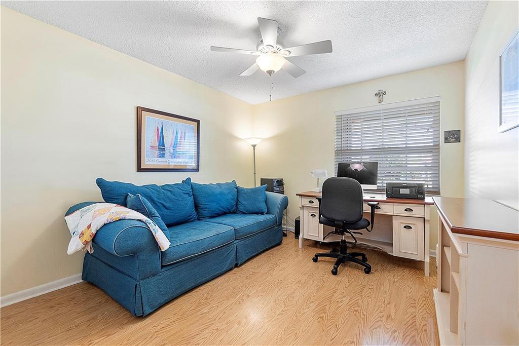 CYPRESS RUN - Residential