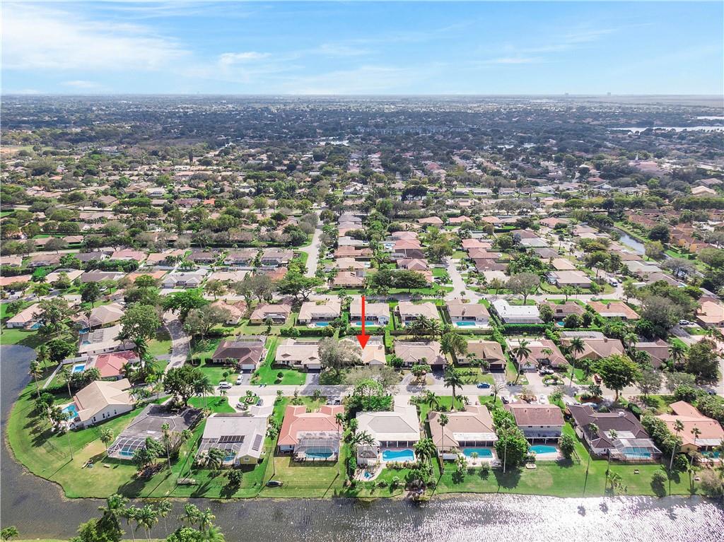 CYPRESS RUN - Residential