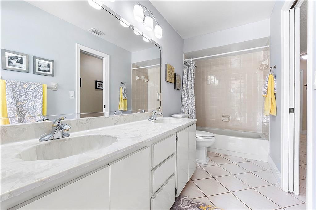 CYPRESS RUN - Residential