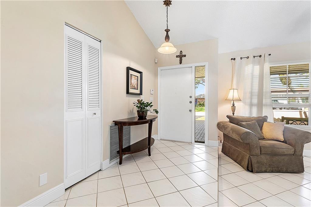 CYPRESS RUN - Residential