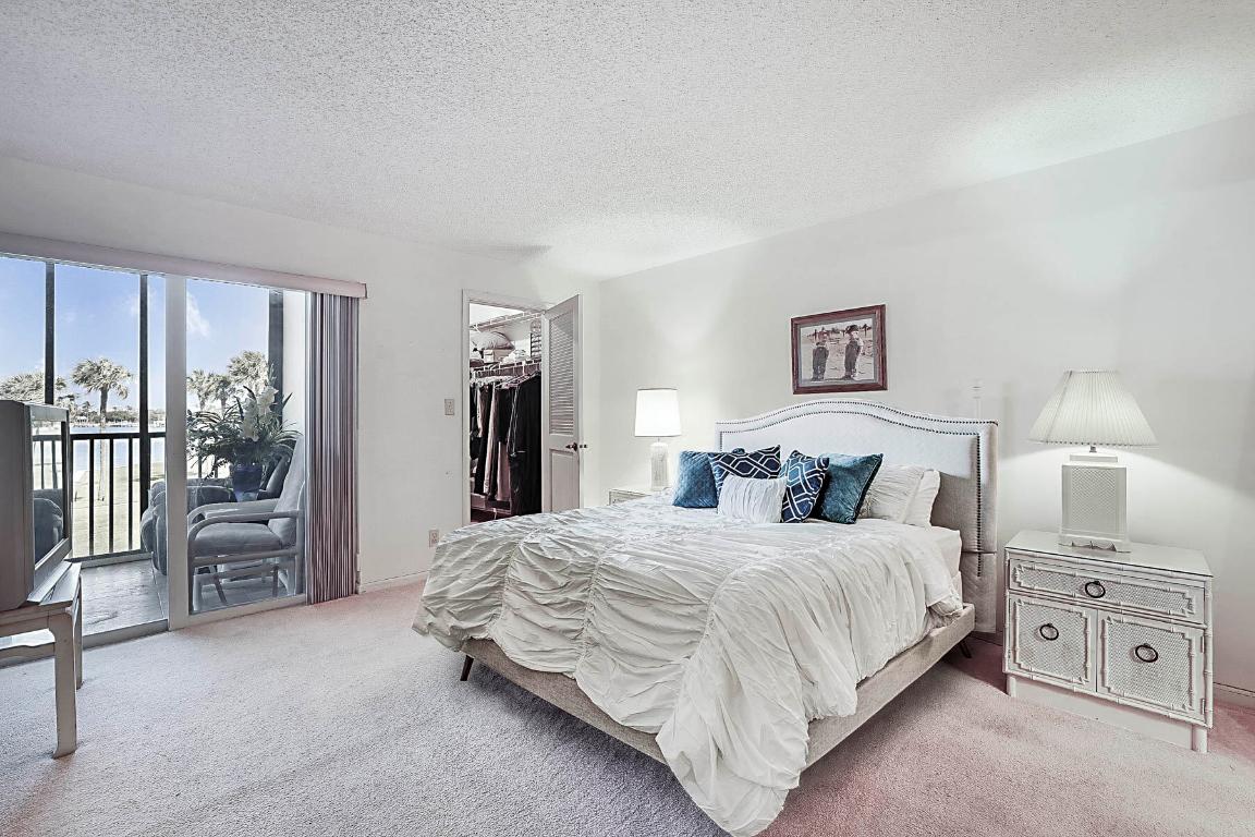 BROADVIEW CONDO - Residential