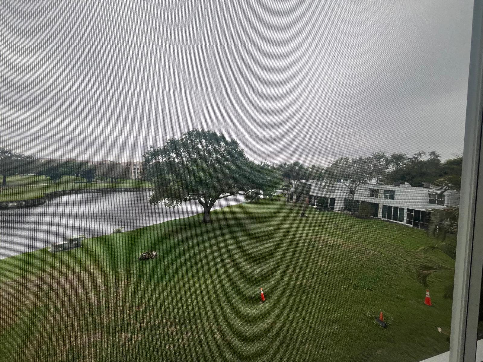 LIVE OAK CONDO ELEVEN - Residential Lease