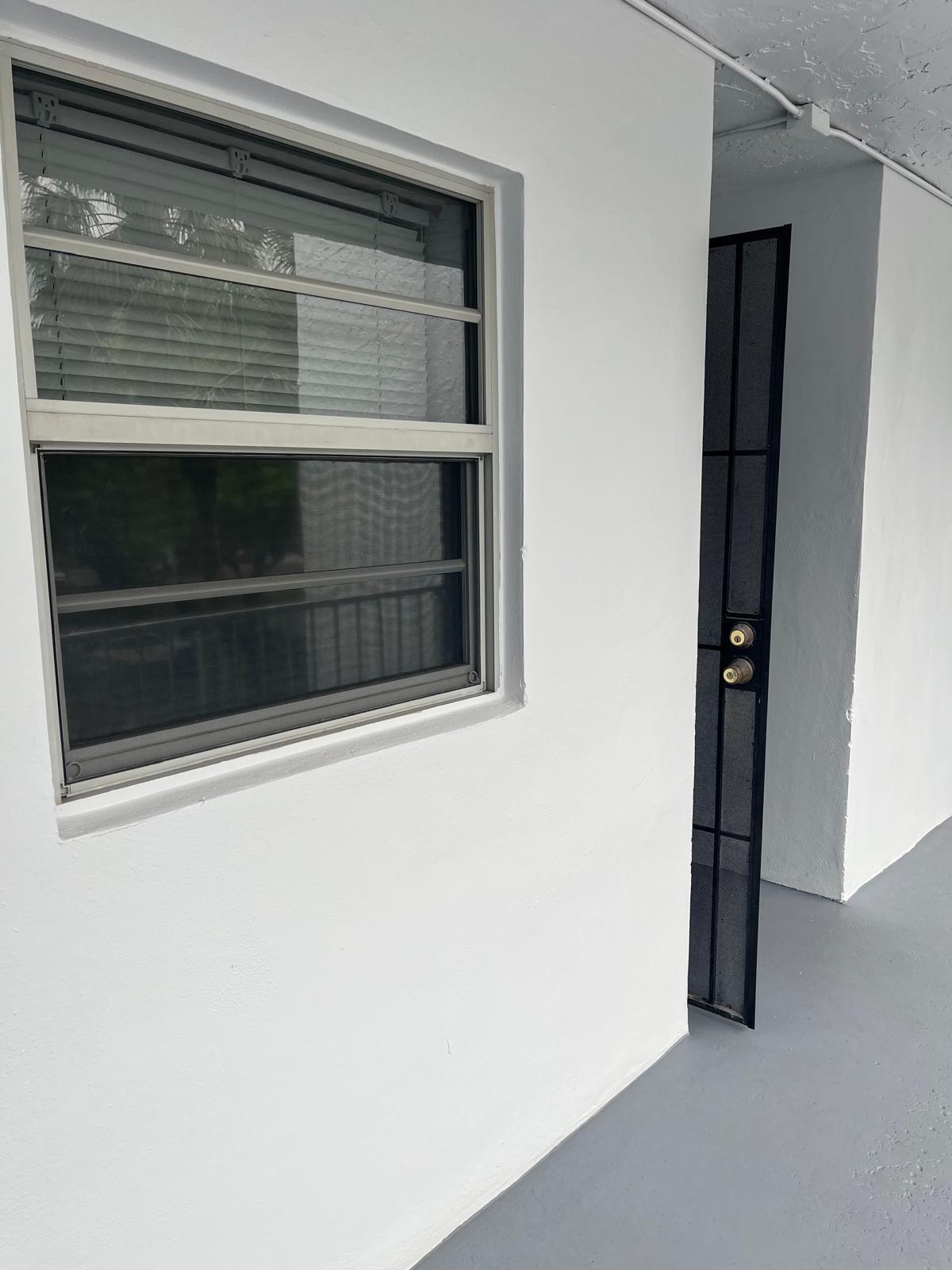 LIVE OAK CONDO ELEVEN - Residential Lease