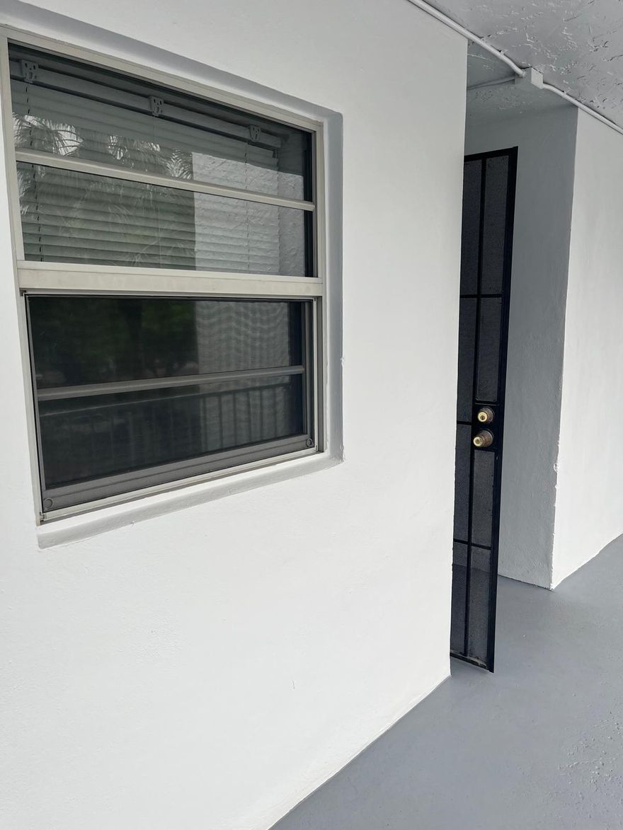 Wake up to peaceful lake views and natural light in this beautifully renovated condo located in the desirable Live Oak Place community in Davie. This bright and spacious unit features modern finishes, an open layout, and a private balcony that brings the outdoors right into your living space.  erfect for students, professionals, or couples  Move-in ready   This bright lakefront unit stands out schedule your private showing today before it's gone.  Renter is responsible for electricity and internet. Owner pays water, garbage and landscaping maintenance around the apartment. Unit Features:  Freshly renovated and painted throughout  Stylish dark wood-style flooring across the entire unit  Large, sun-filled living area with expansive windows  Private screened balcony with relaxing lake and greenery views  Updated kitchen with granite countertops, modern cabinetry, and stainless steel appliances  Spacious bedroom with direct balcony access  Walk-in closet for ample storage  Updated bathroom vanity and fixtures  Central A/C   Community Highlights:  Quiet, well-maintained community  Pool and landscaped green areas  Assigned parking plus guest parking   Prime Davie Location:  Minutes to Nova Southeastern University & Broward College  Easy access to I-595, I-75, and major roads  Close to Sawgrass Mills, restaurants, and shopping  Short drive to Fort Lauderdale Airport and beaches