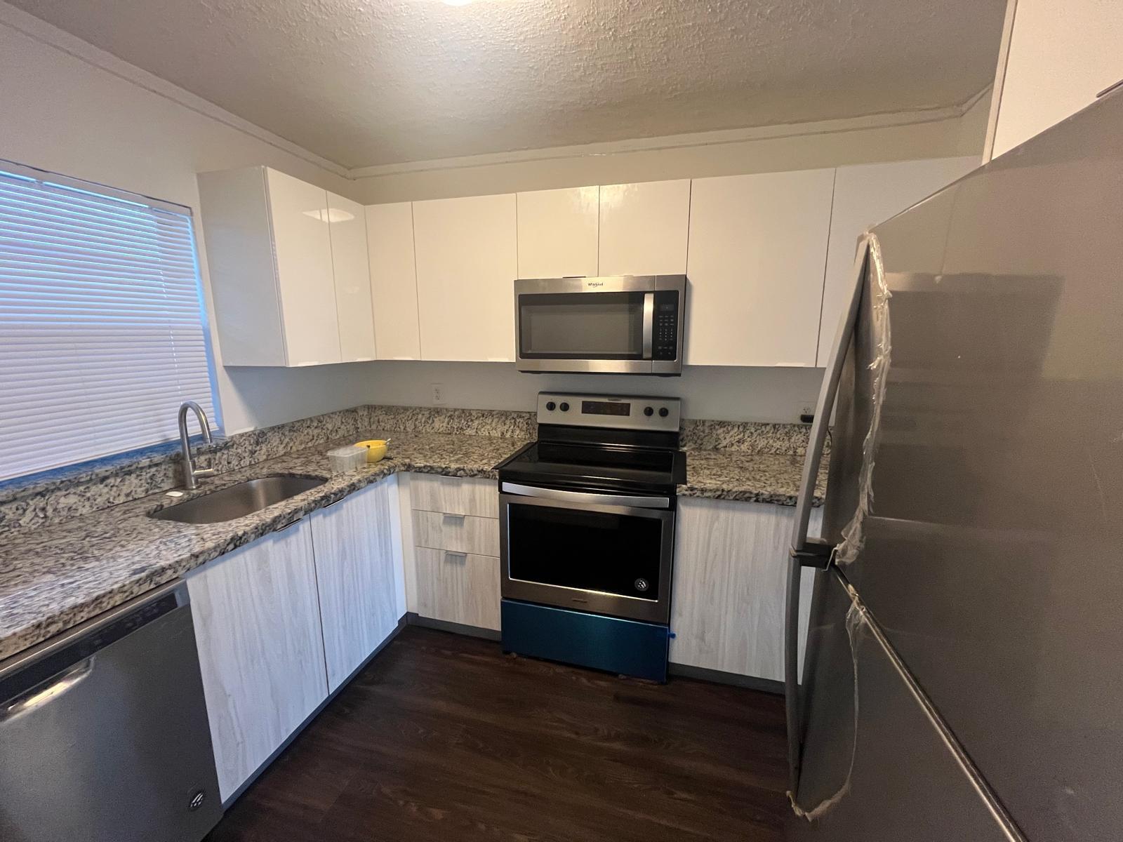LIVE OAK CONDO ELEVEN - Residential Lease
