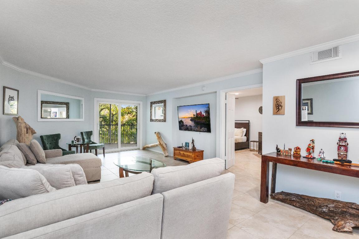 LEMANS CONDOMINIUM - Residential Lease