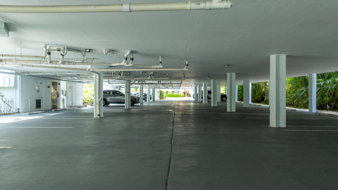 LEMANS CONDOMINIUM - Residential Lease