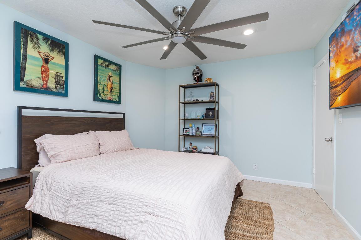 LEMANS CONDOMINIUM - Residential Lease