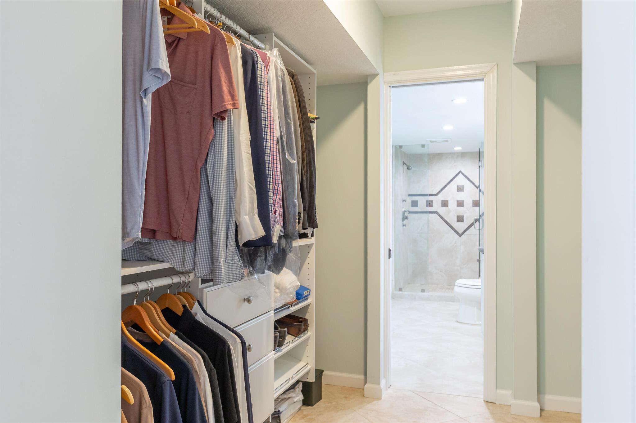 LEMANS CONDOMINIUM - Residential Lease