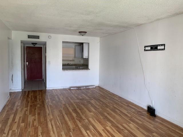 CIRCLE ONE CONDO - Residential