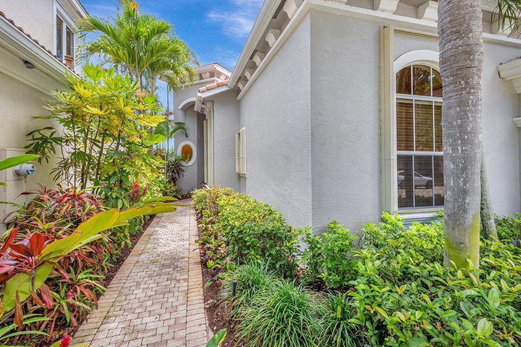 Photo of 209 Andalusia Drive, Palm Beach Gardens, FL 33418 (MLS # R11090978)