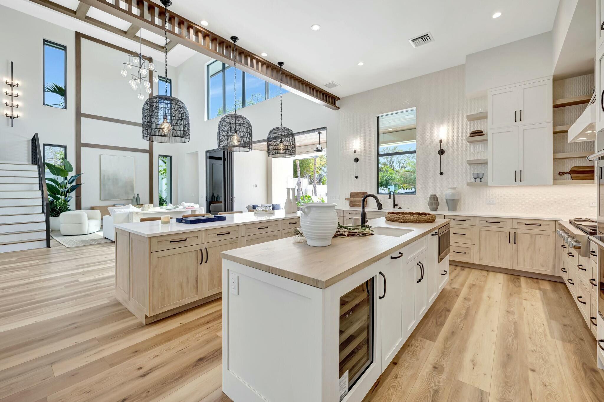 Grace's Manor - Residential