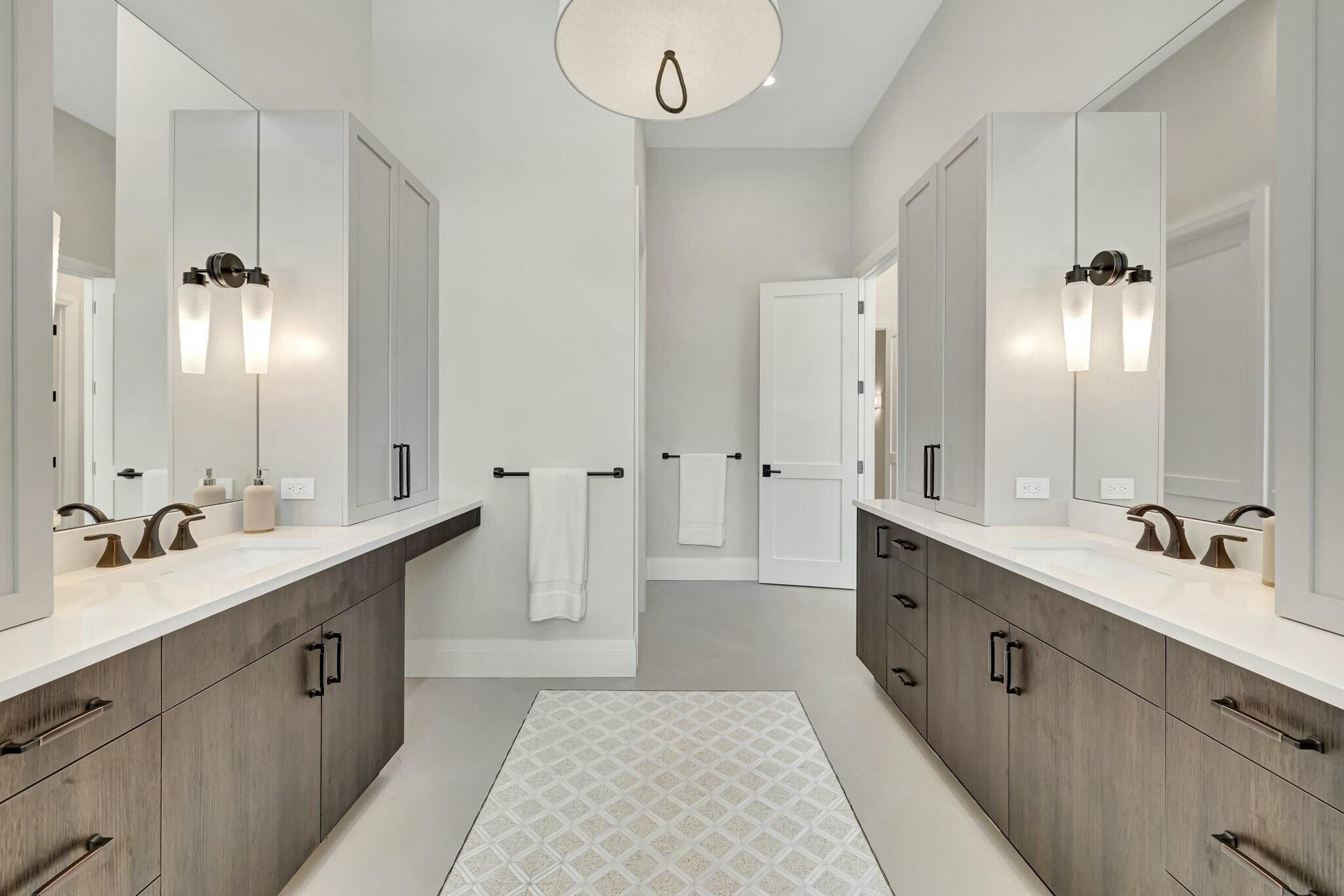 Grace's Manor - Residential