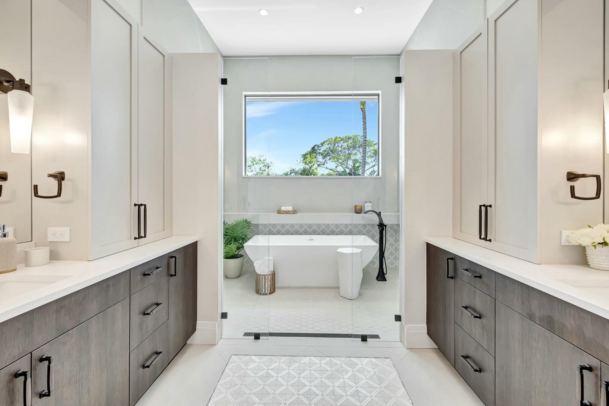 Grace's Manor - Residential