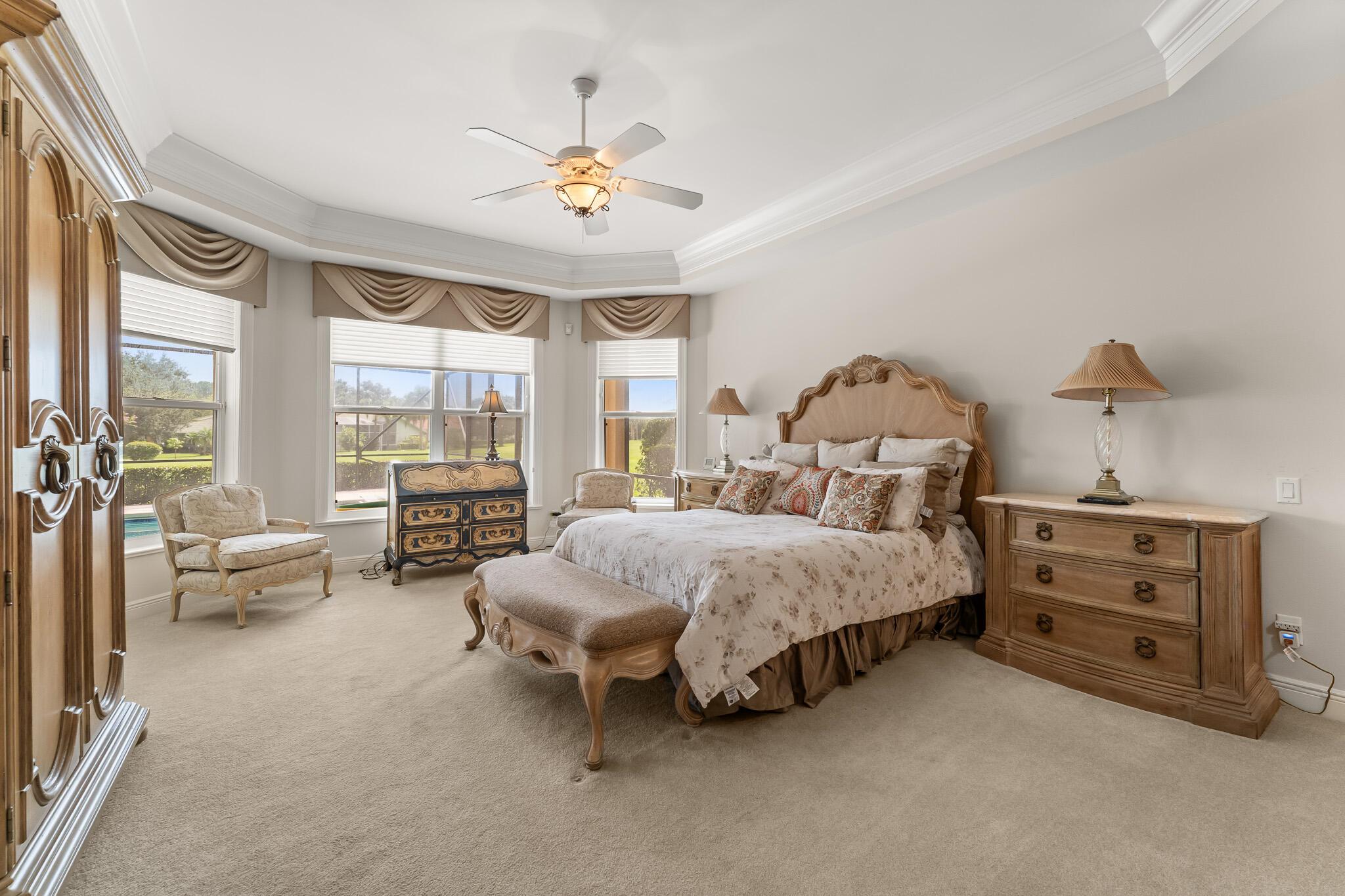 COUNTRY CLUB ESTATES - Residential