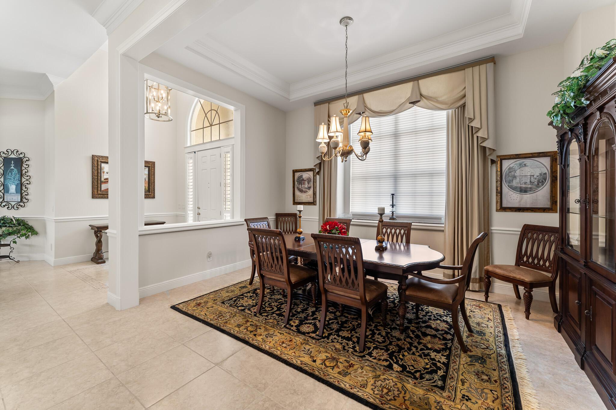 COUNTRY CLUB ESTATES - Residential