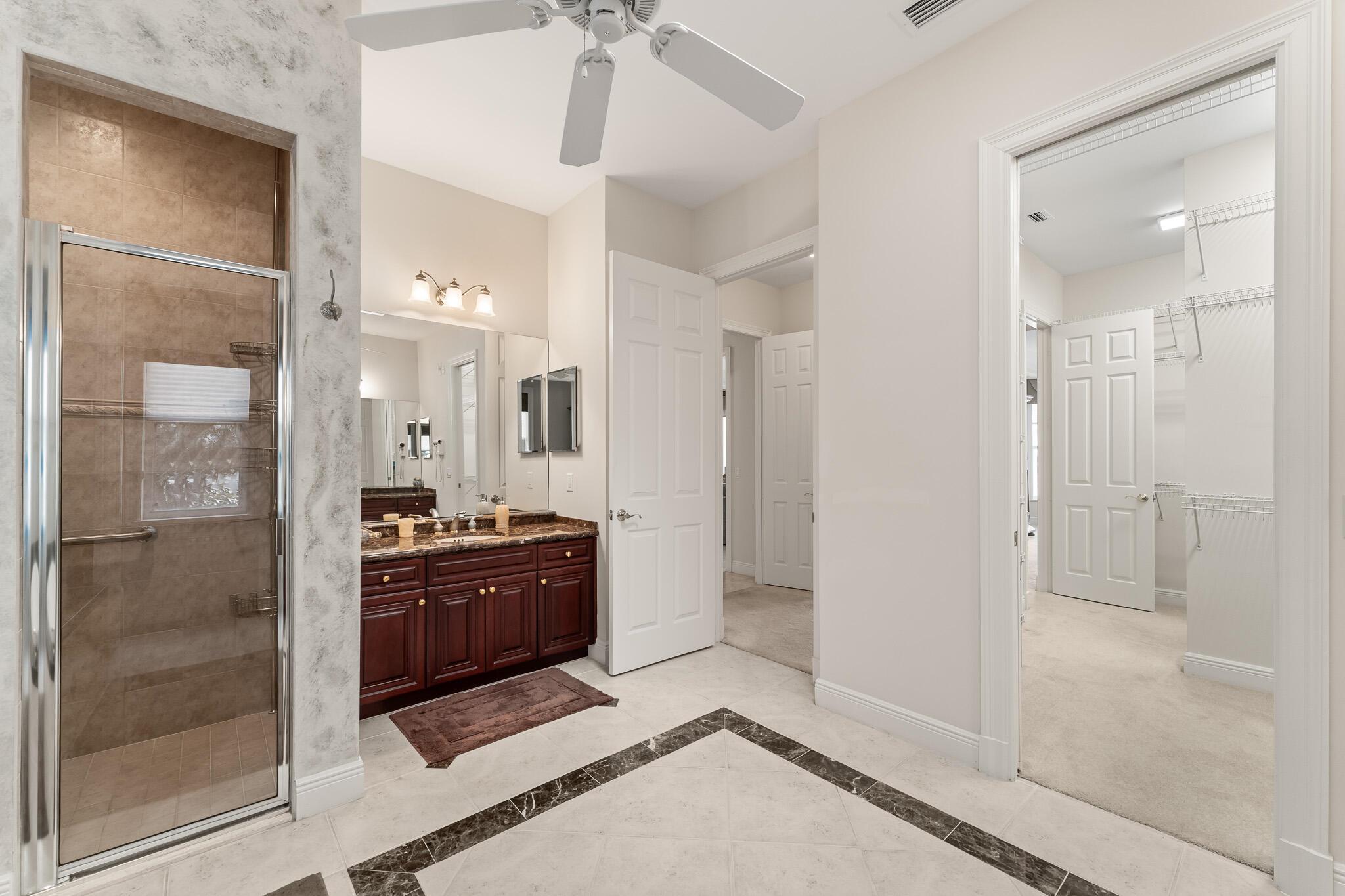 COUNTRY CLUB ESTATES - Residential