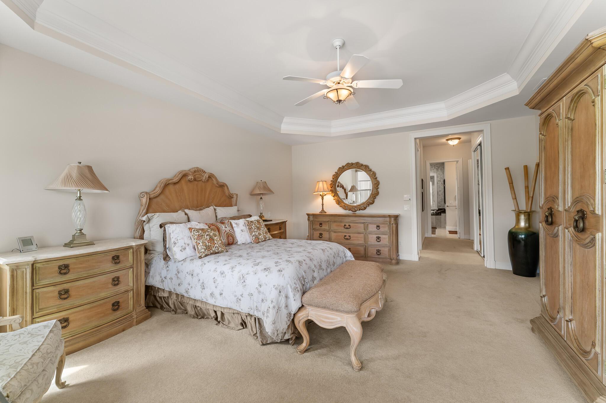 COUNTRY CLUB ESTATES - Residential